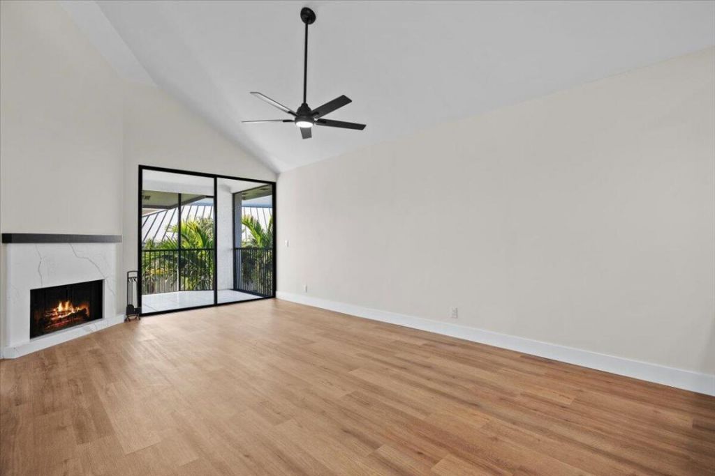 144 Bay Colony Drive N, Unit Penthouse, Juno Beach, FL 33408 Photo