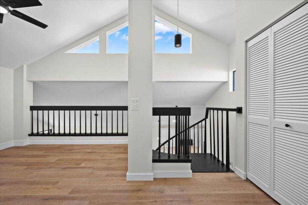 144 Bay Colony Drive N, Unit Penthouse, Juno Beach, FL 33408 Photo