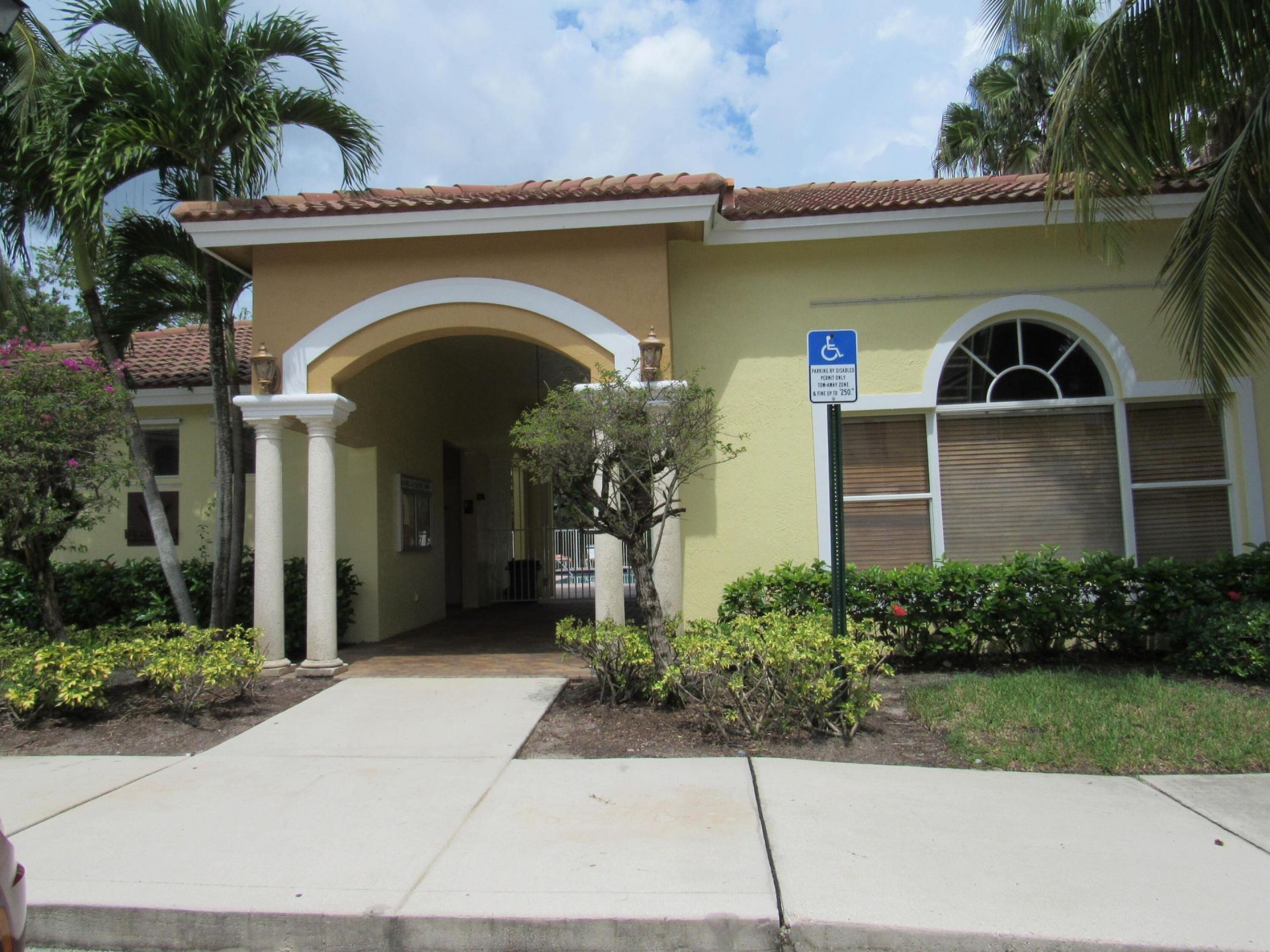 48 SE Sedona Circle, Unit 201, Stuart, FL 34994 Photo
