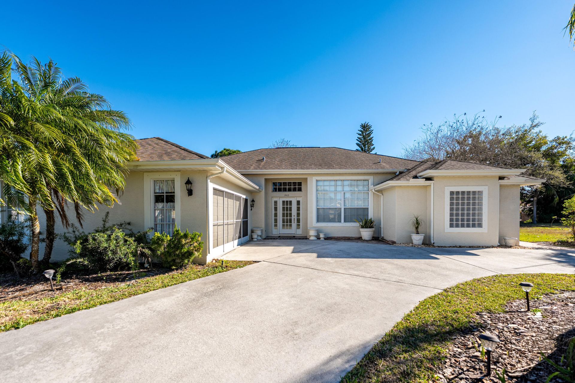 1443 SE Proctor Lane, Port Saint Lucie, FL 34983 Photo