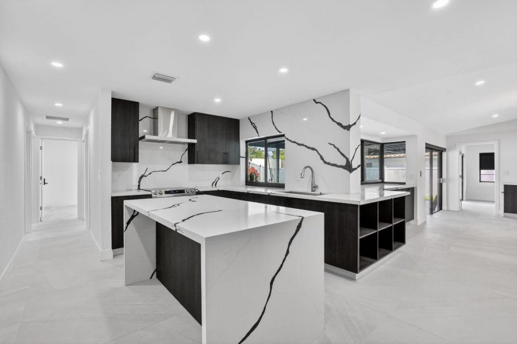 20833 Sonrisa Way, Boca Raton, FL 33433 Photo