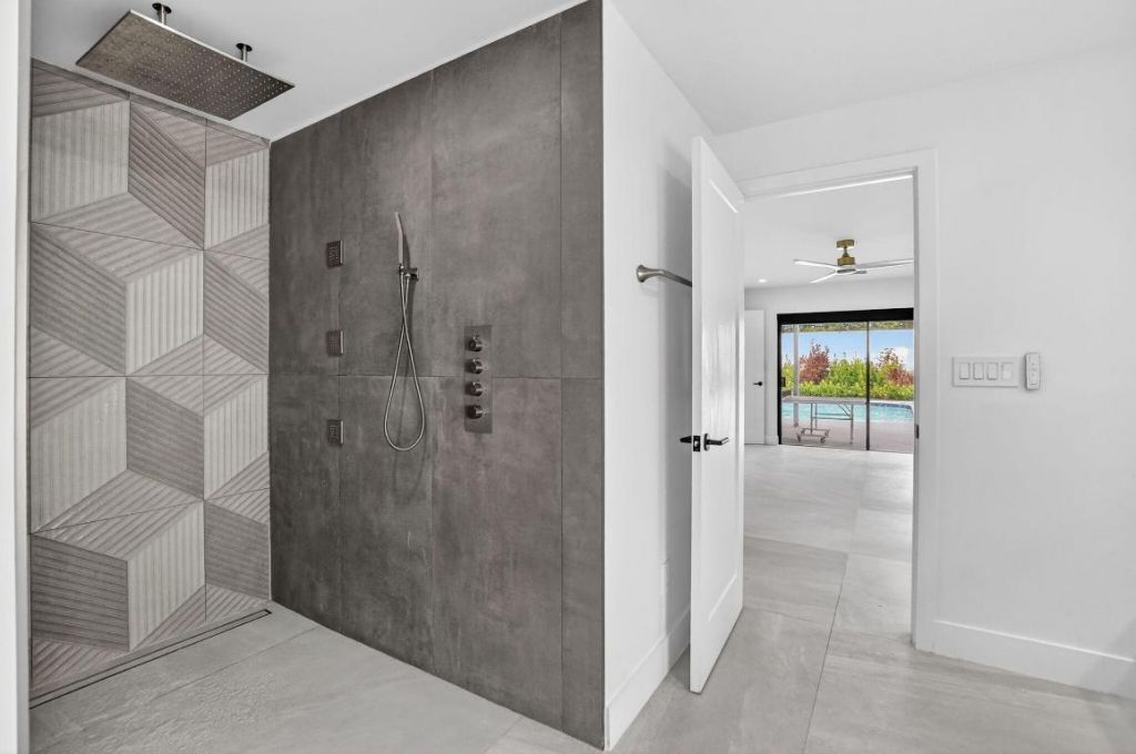 20833 Sonrisa Way, Boca Raton, FL 33433 Photo