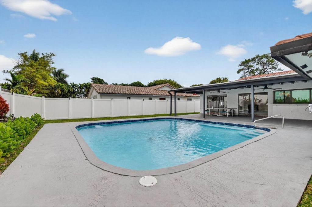 20833 Sonrisa Way, Boca Raton, FL 33433 Photo