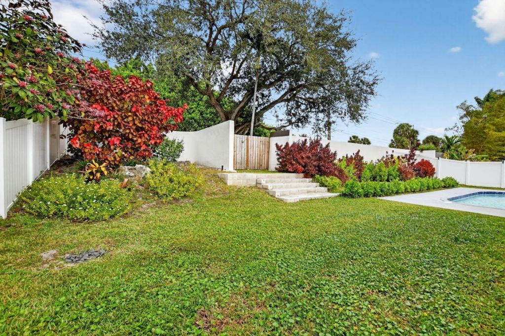 20833 Sonrisa Way, Boca Raton, FL 33433 Photo