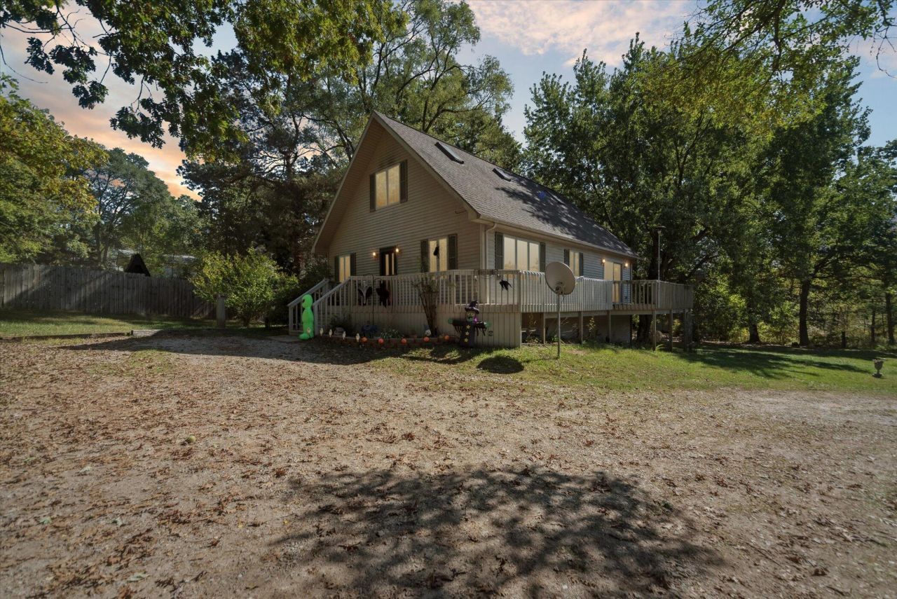 7272 Huff Road, Bellevue, MI 49021 Main Photo