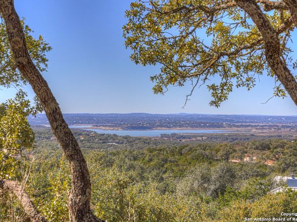 1221 Sundown, Fischer, TX 78623