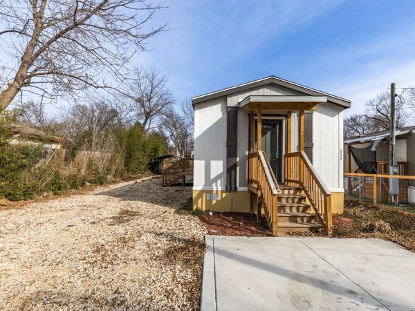 117 Royal, Taylor, TX 76574