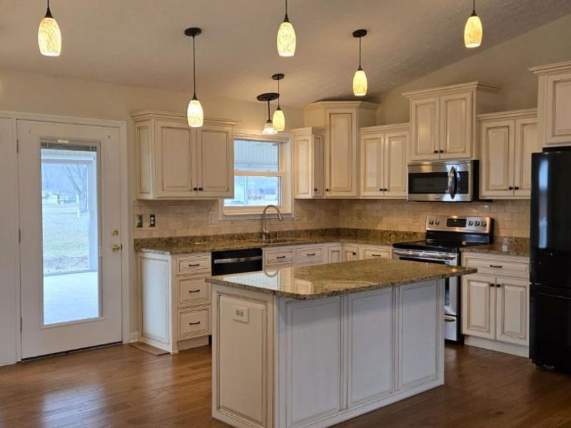 114 Munster Drive, Perry Twp, OH 45118 Photo 15