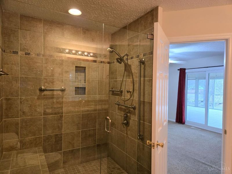 114 Munster Drive, Perry Twp, OH 45118 Photo 27