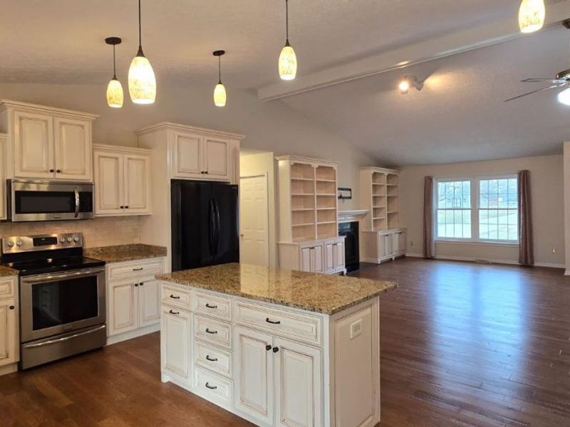 114 Munster Drive, Perry Twp, OH 45118 Photo 6