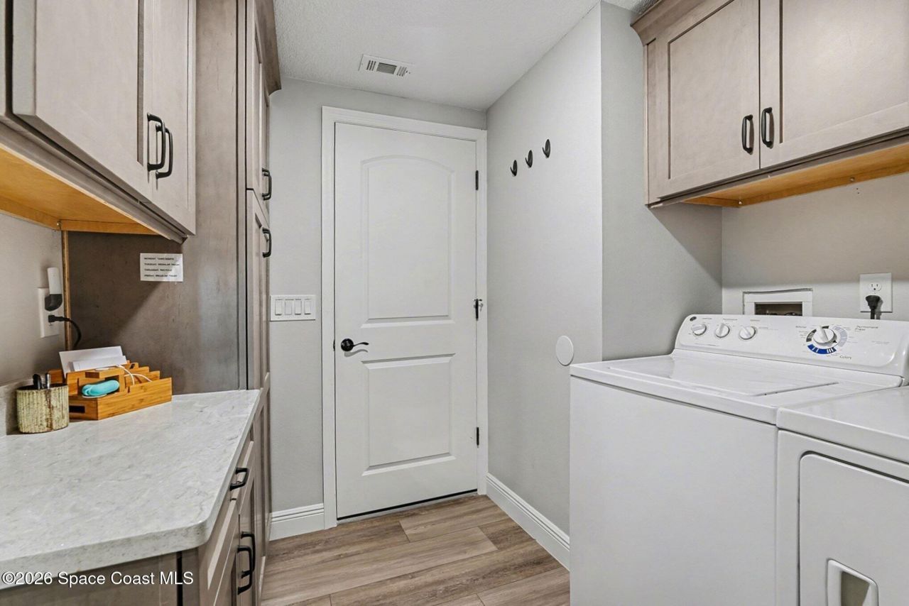 355 Lake View Lane, Palm Bay, FL 32909 Photo