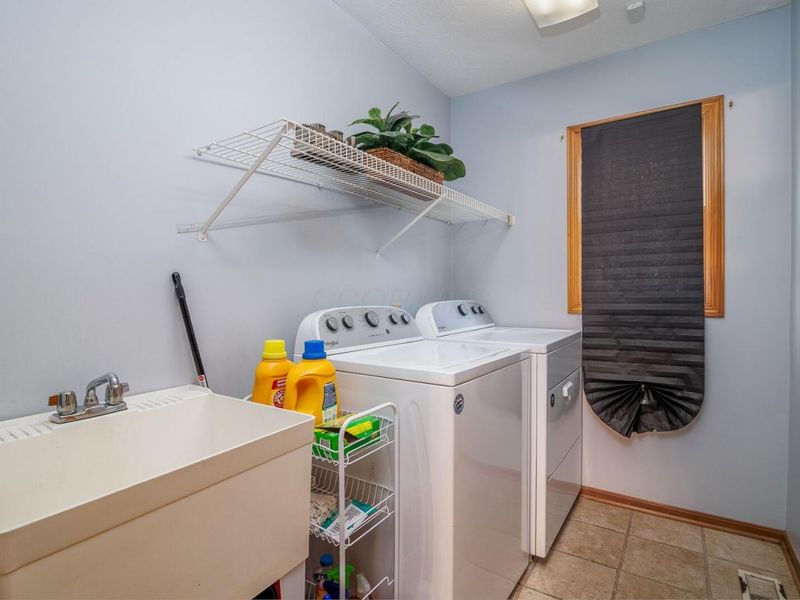 852 Watten Lane, Westerville, OH 43081 Photo 17