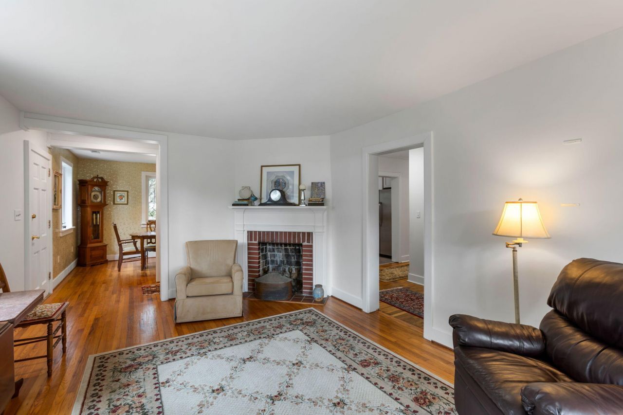 1363 S Edgewater Drive Photo 10