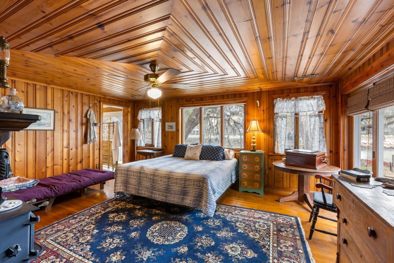 1363 S Edgewater Drive Photo 18