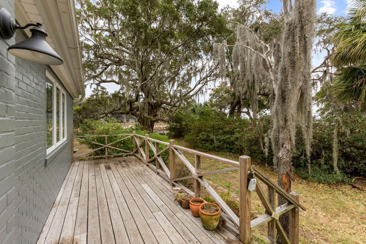 1363 S Edgewater Drive Photo 32