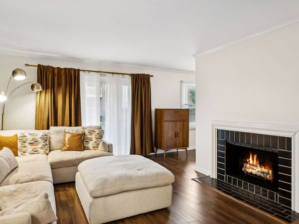 101 Hillsboro Pl, Nashville, TN 37215