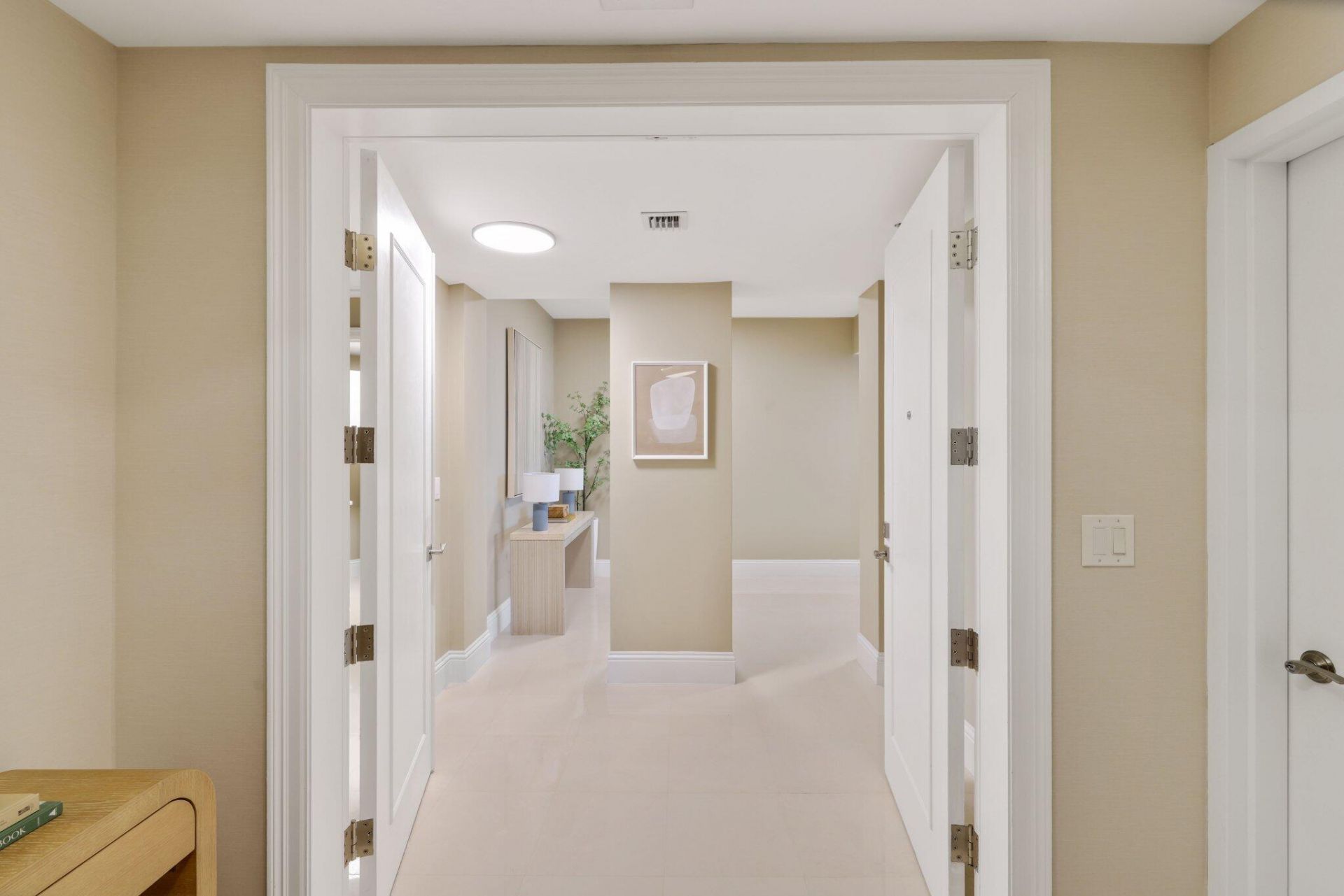 1063 Hillsboro Mile, Unit 404, Hillsboro Beach, FL 33062 Photo