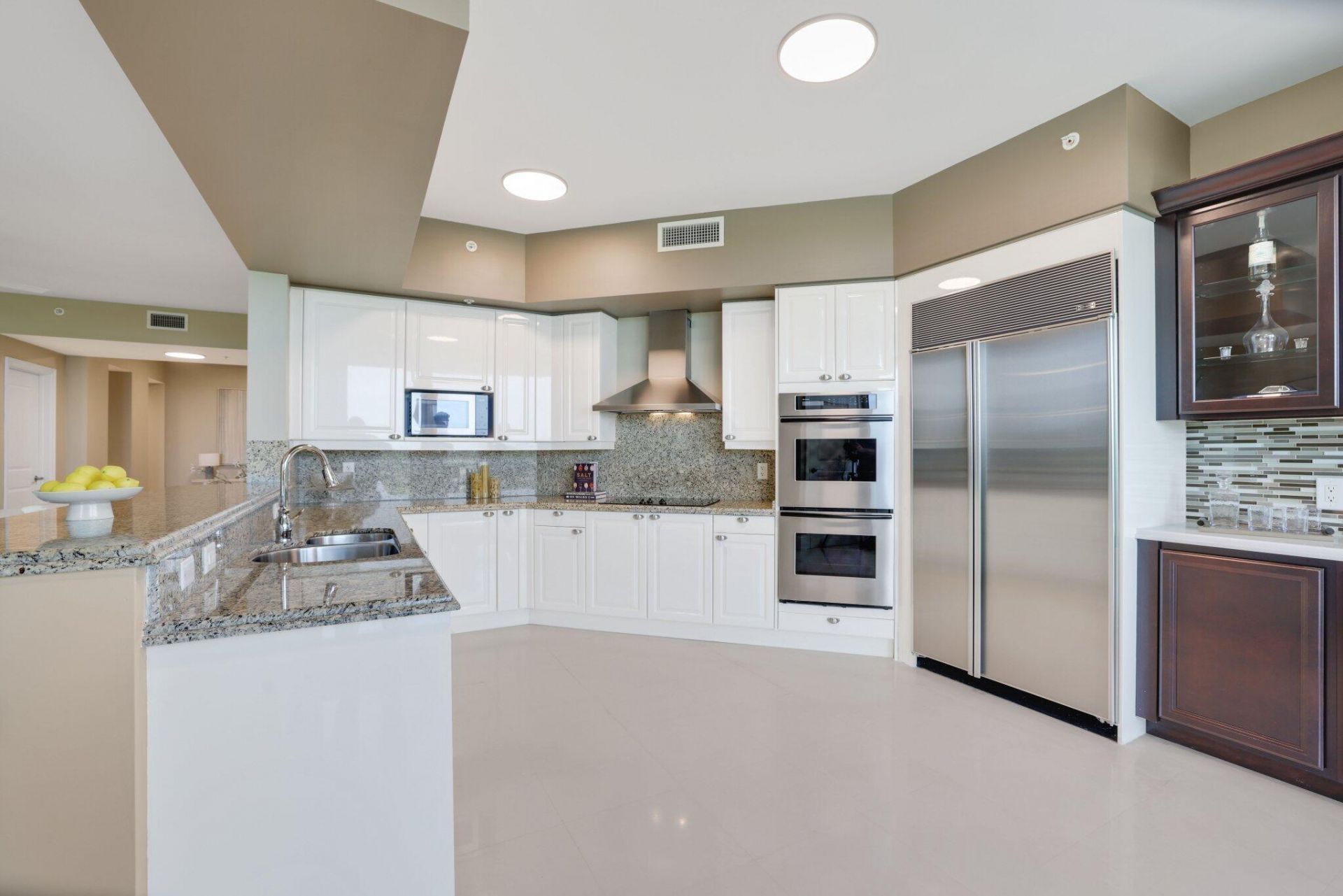 1063 Hillsboro Mile, Unit 404, Hillsboro Beach, FL 33062 Photo