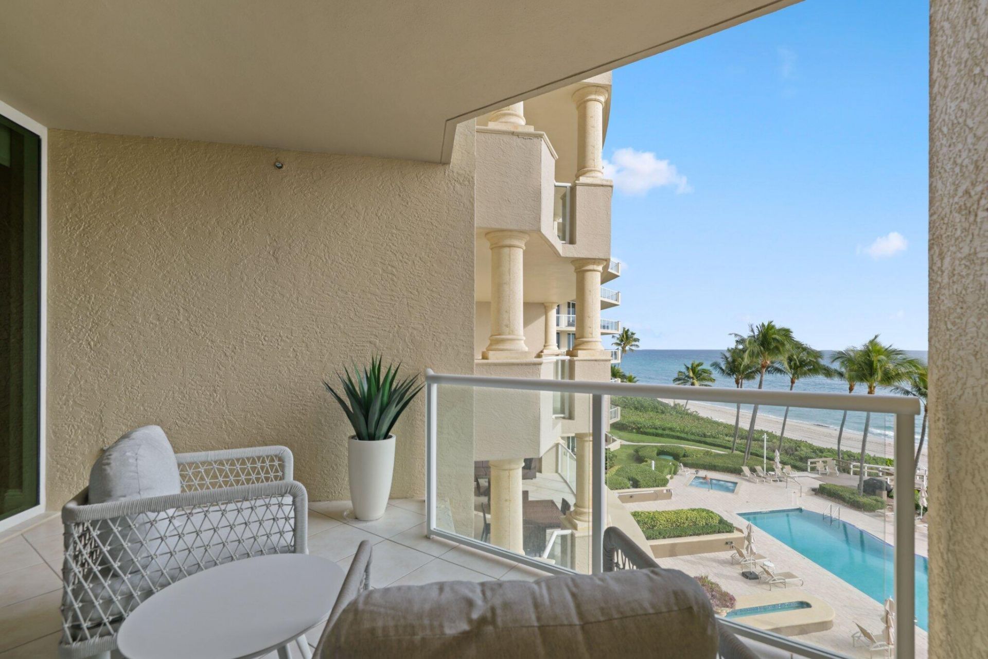 1063 Hillsboro Mile, Unit 404, Hillsboro Beach, FL 33062 Photo