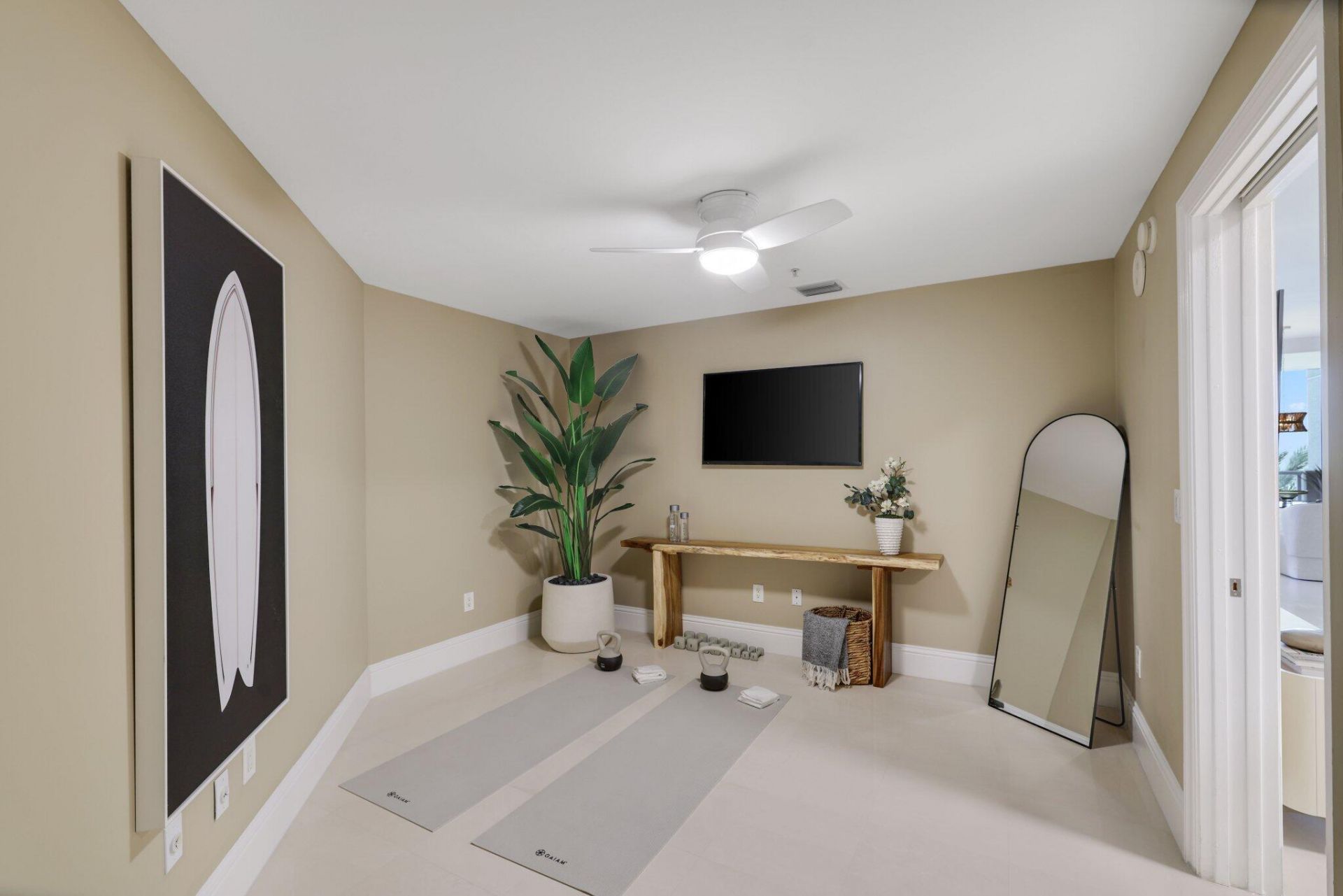 1063 Hillsboro Mile, Unit 404, Hillsboro Beach, FL 33062 Photo