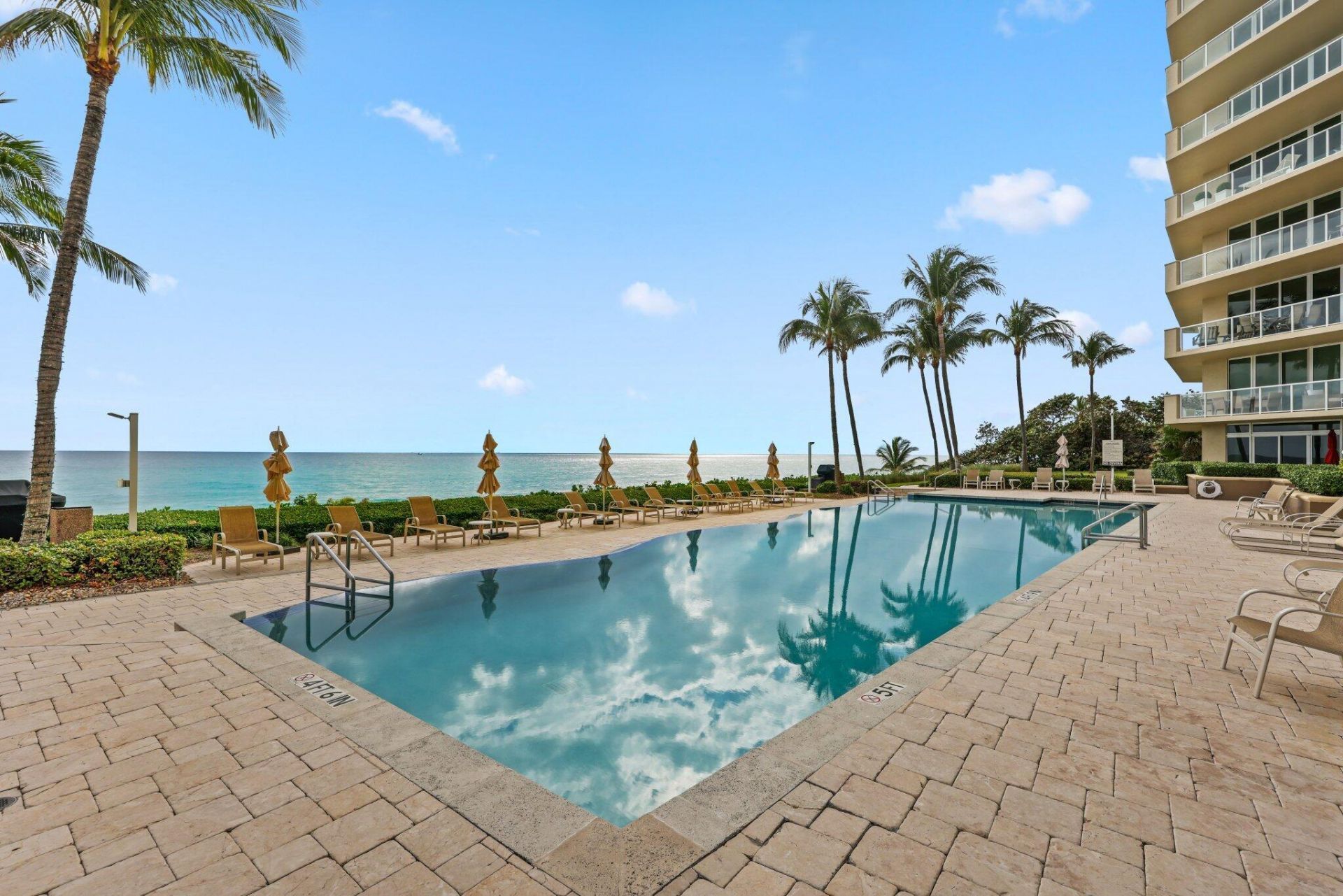 1063 Hillsboro Mile, Unit 404, Hillsboro Beach, FL 33062 Photo
