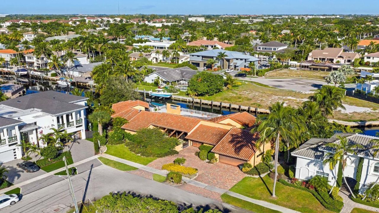 7401 NE Bay Cove Court, Boca Raton, FL 33487 Photo