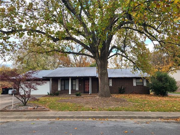 4006 Miller Drive, Springdale, AR 72762