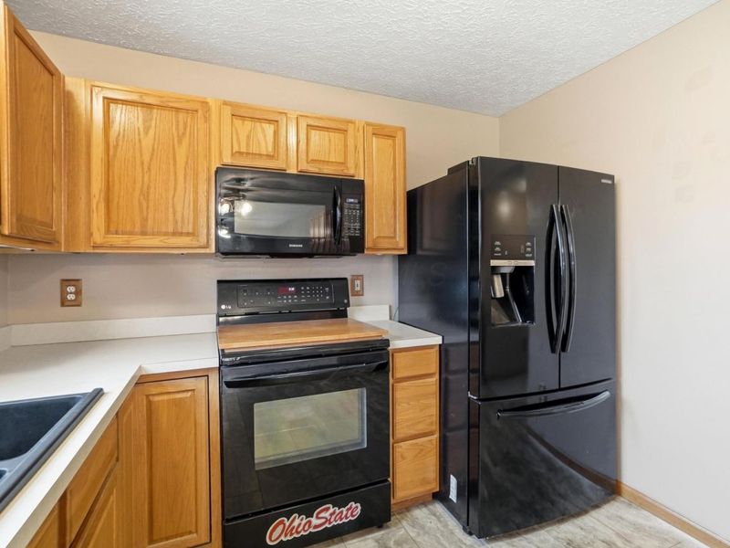 376 Galloway Ridge Drive, Galloway, OH 43119 Photo 10