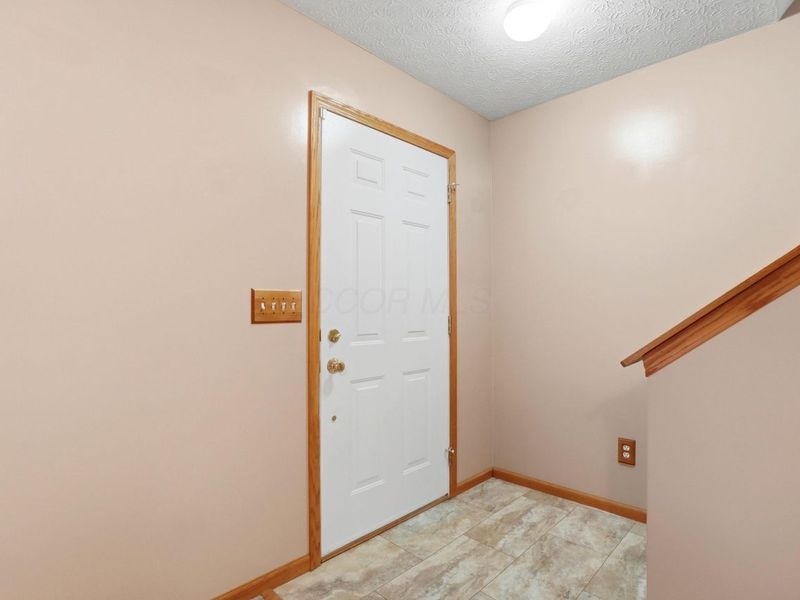 376 Galloway Ridge Drive, Galloway, OH 43119 Photo 3