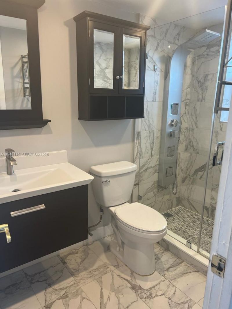 9440 Fontainebleau Blvd , Unit 213, Miami, FL 33172 Photo