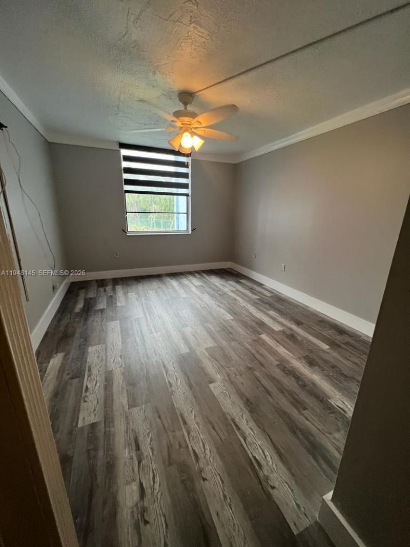 9440 Fontainebleau Blvd , Unit 213, Miami, FL 33172 Photo