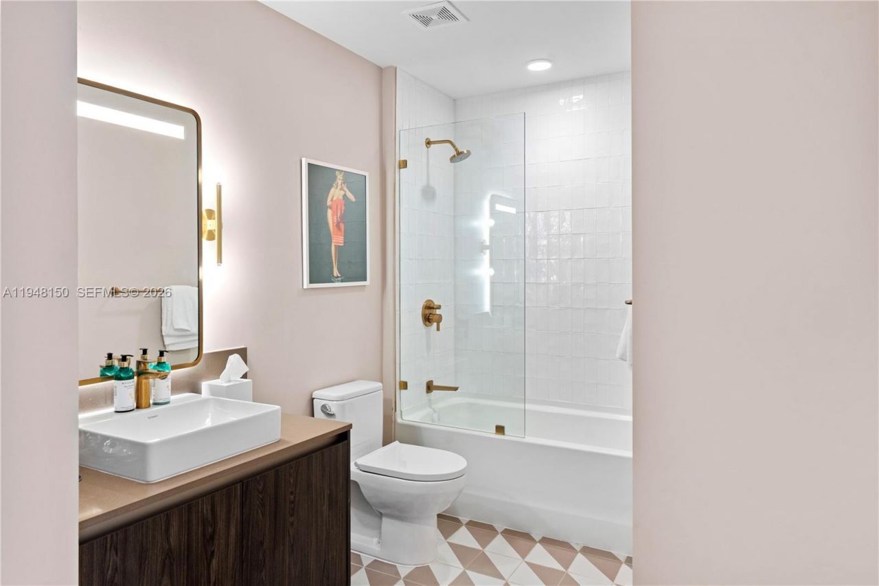159 NE 6th St, Unit 5113, Miami, FL 33132 Photo