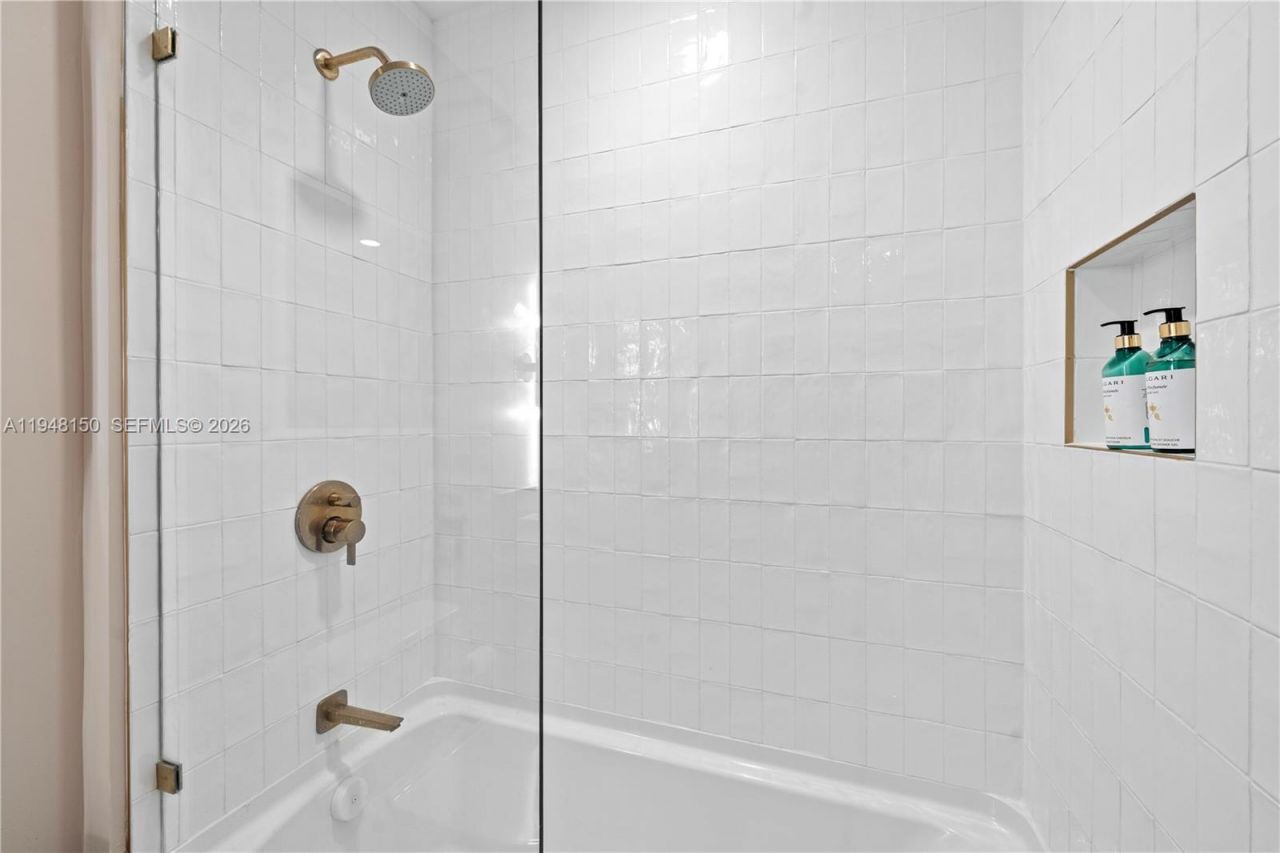 159 NE 6th St, Unit 5113, Miami, FL 33132 Photo