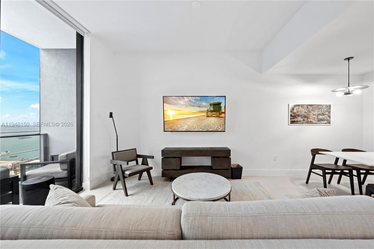 159 NE 6th St, Unit 5113, Miami, FL 33132 Photo