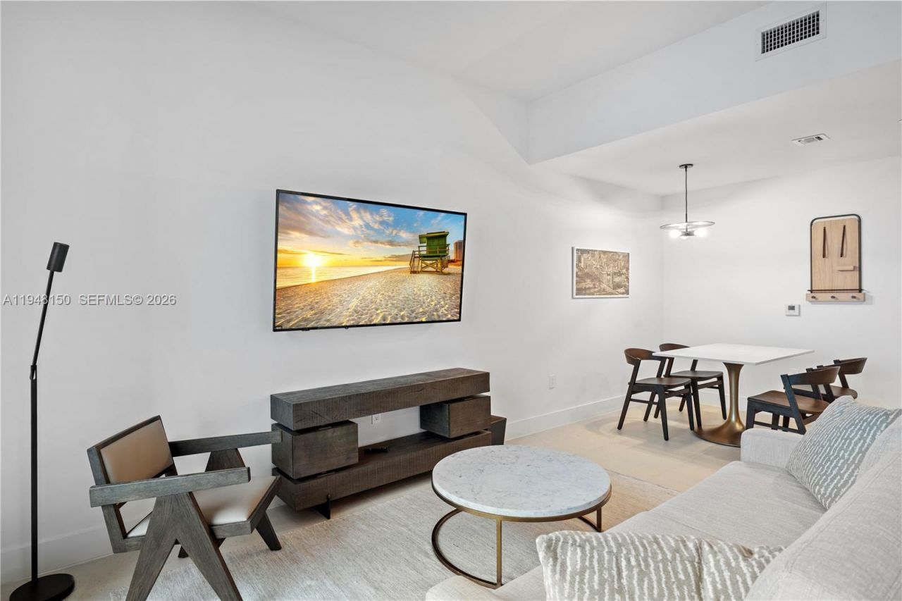 159 NE 6th St, Unit 5113, Miami, FL 33132 Photo
