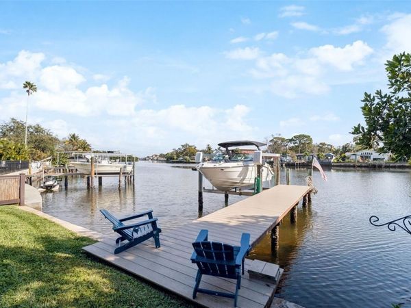 292 SUNLIT COVE DRIVE NE, ST PETERSBURG, FL 33702