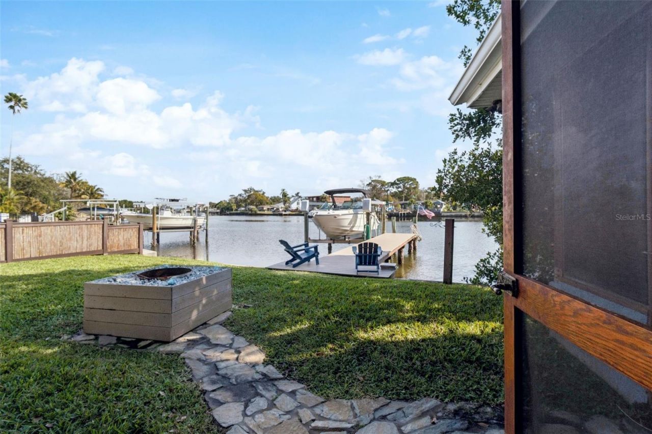 292 Sunlit Cove Drive Ne, Saint Petersburg, FL 33702 Photo