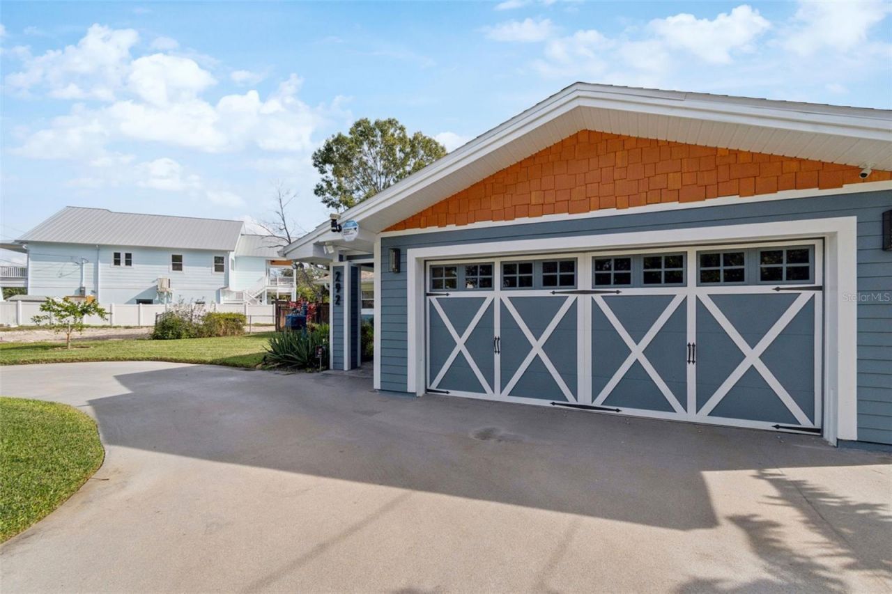 292 Sunlit Cove Drive Ne, Saint Petersburg, FL 33702 Photo