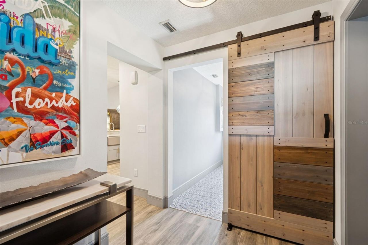 292 Sunlit Cove Drive Ne, Saint Petersburg, FL 33702 Photo