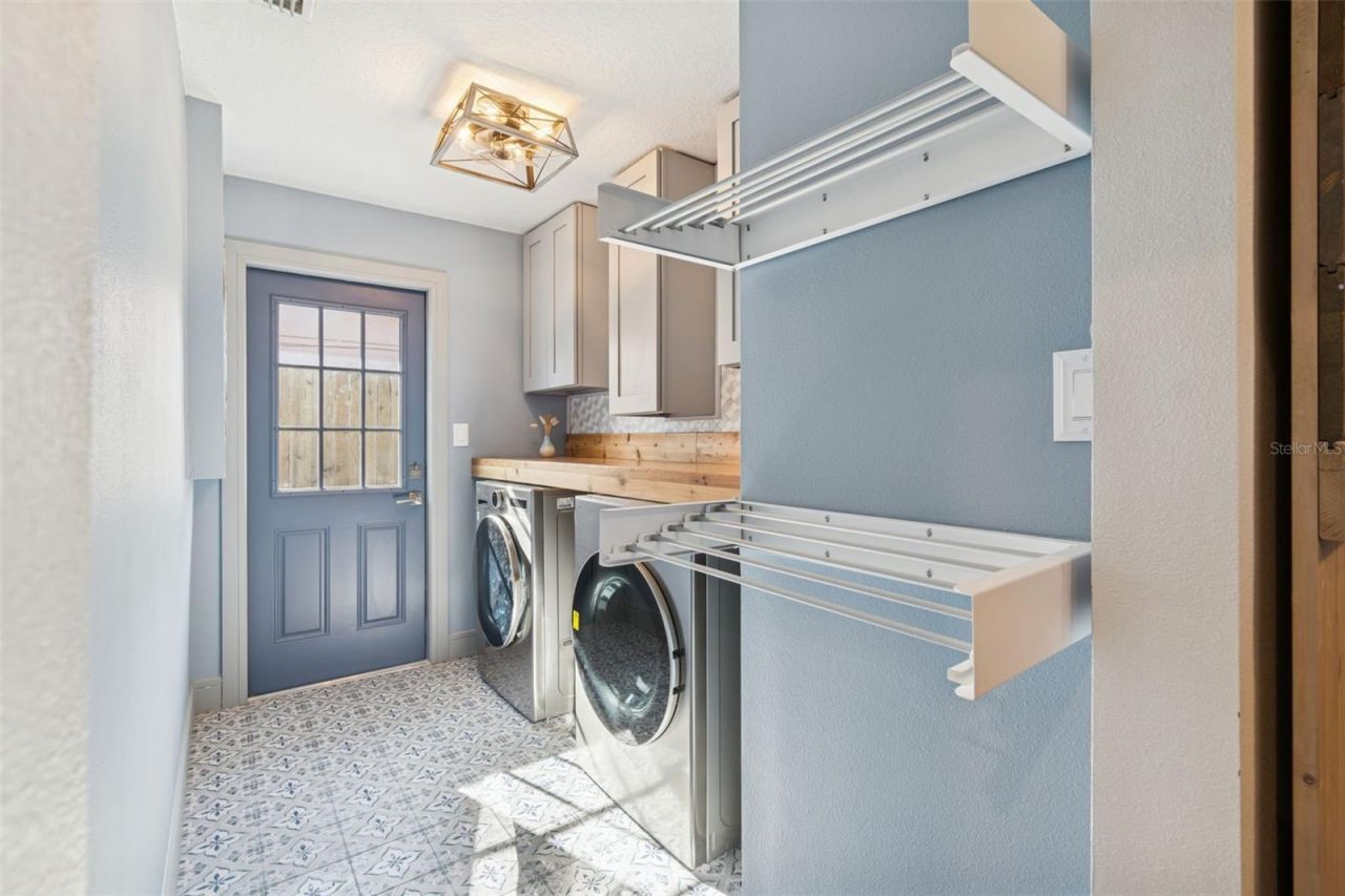 292 Sunlit Cove Drive Ne, Saint Petersburg, FL 33702 Photo