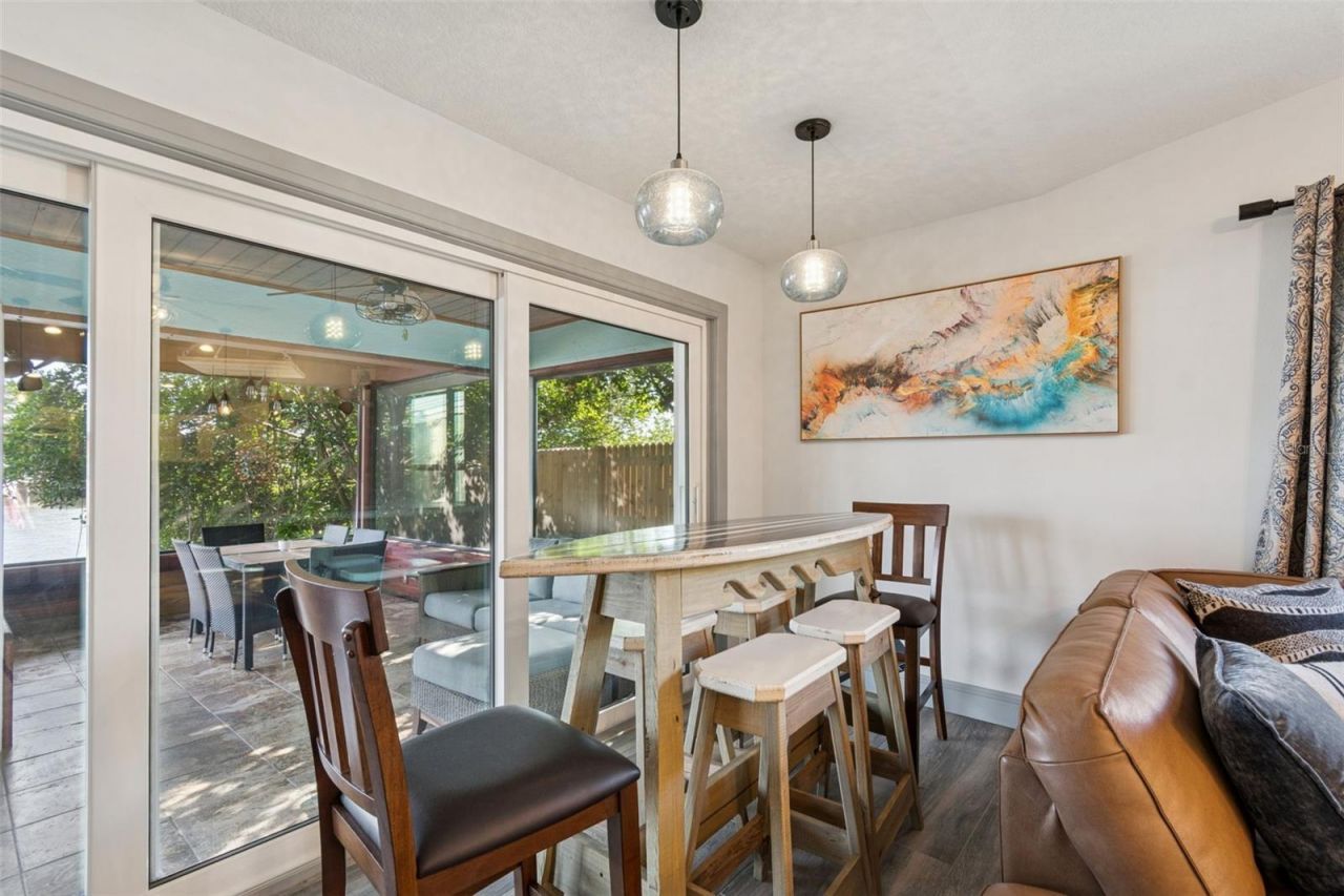 292 Sunlit Cove Drive Ne, Saint Petersburg, FL 33702 Photo