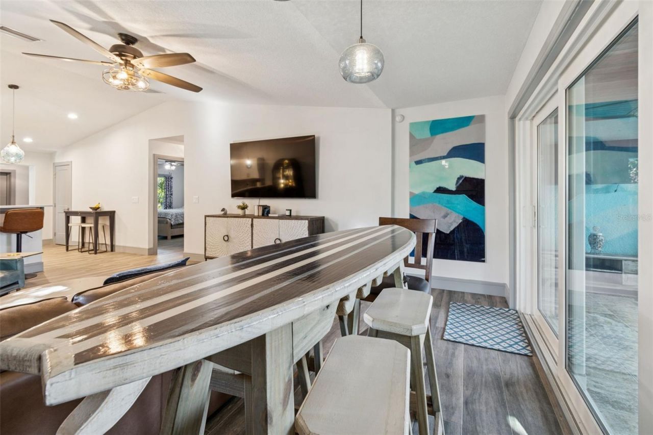 292 Sunlit Cove Drive Ne, Saint Petersburg, FL 33702 Photo