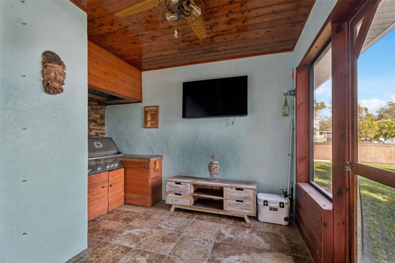 292 Sunlit Cove Drive Ne, Saint Petersburg, FL 33702 Photo