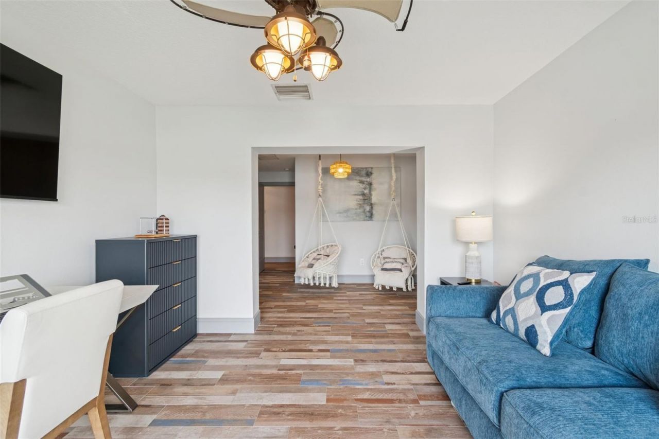 292 Sunlit Cove Drive Ne, Saint Petersburg, FL 33702 Photo