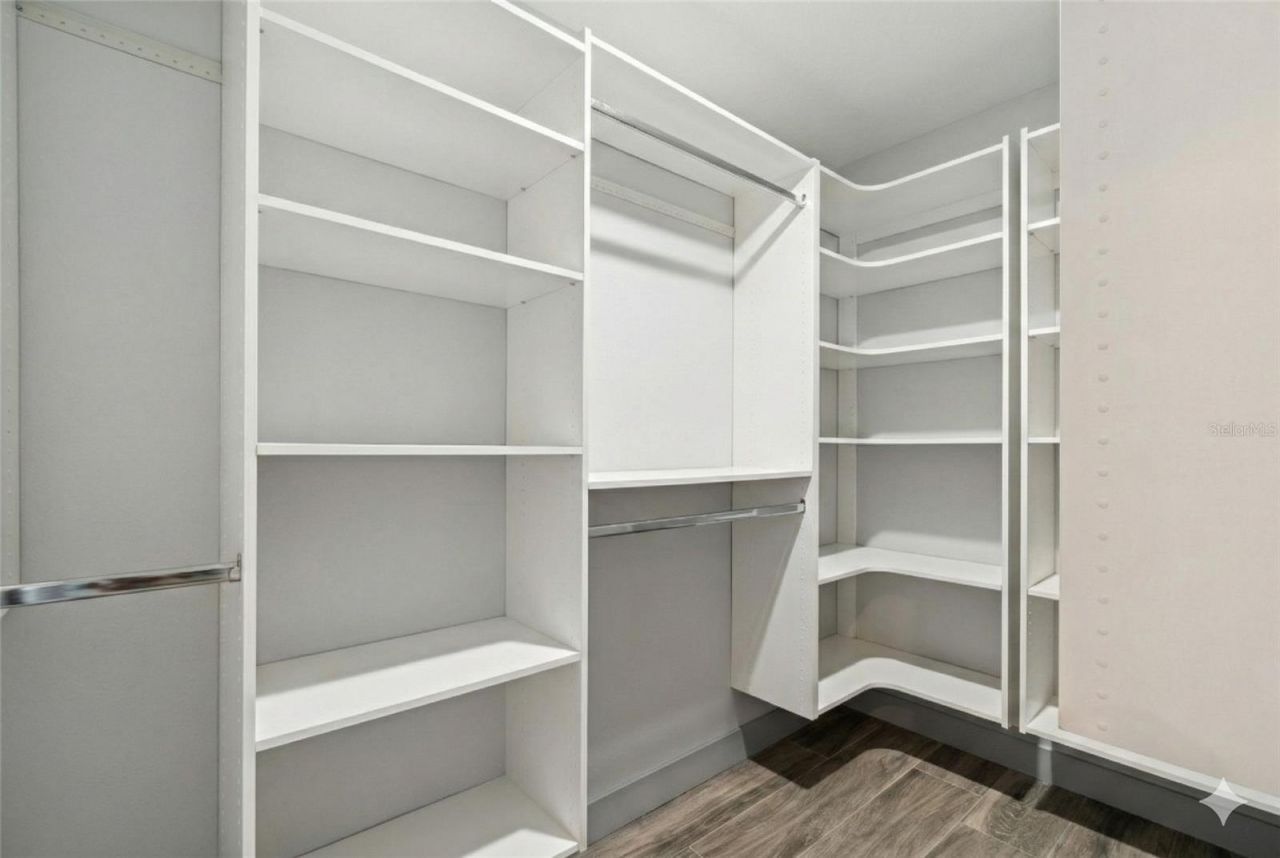 292 Sunlit Cove Drive Ne, Saint Petersburg, FL 33702 Photo