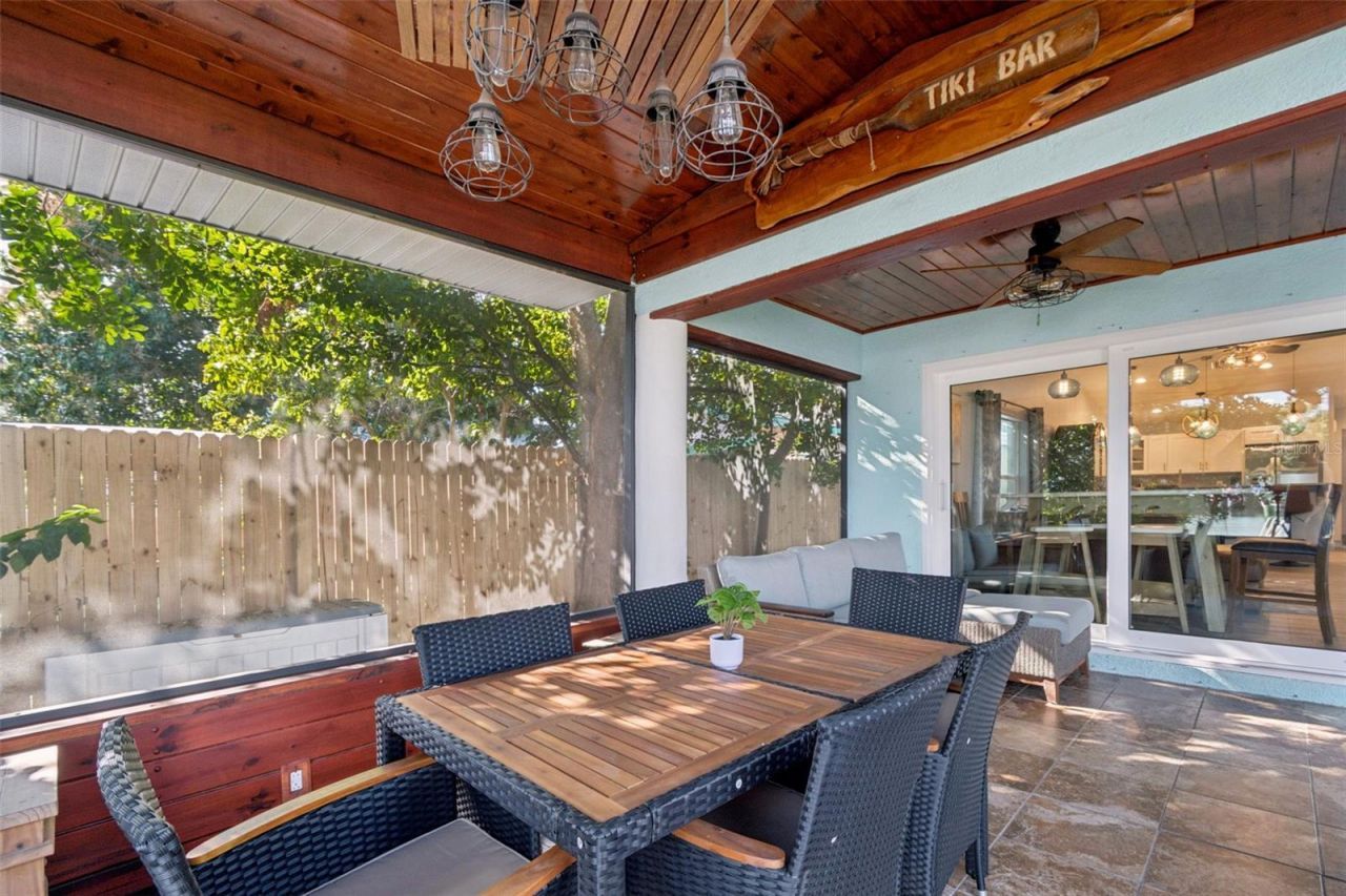 292 Sunlit Cove Drive Ne, Saint Petersburg, FL 33702 Photo