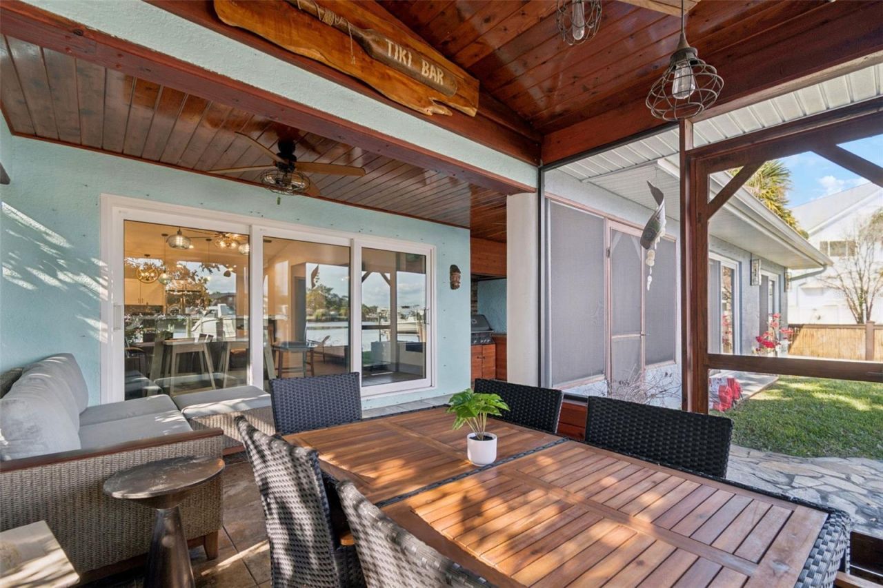 292 Sunlit Cove Drive Ne, Saint Petersburg, FL 33702 Photo