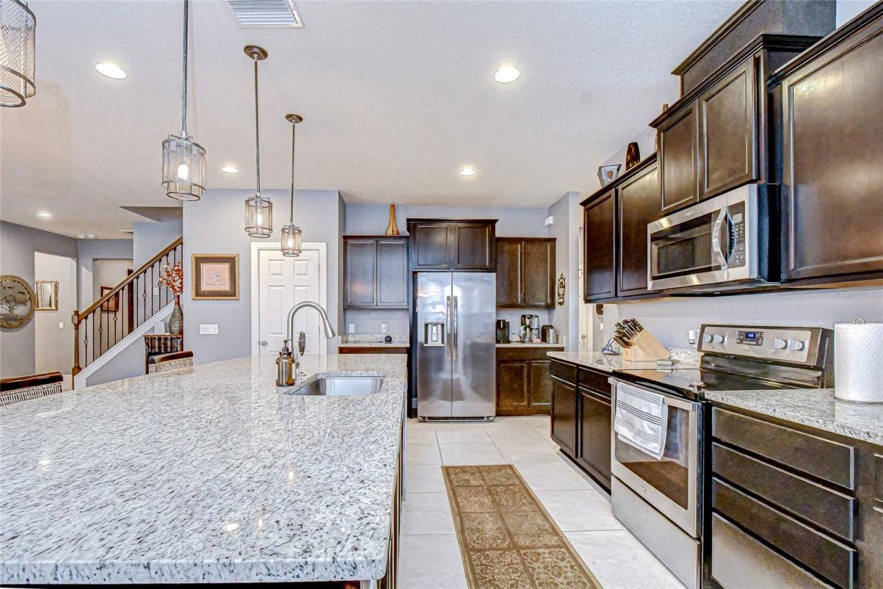 1521 Banner Elk Street, Valrico, FL 33594 Photo