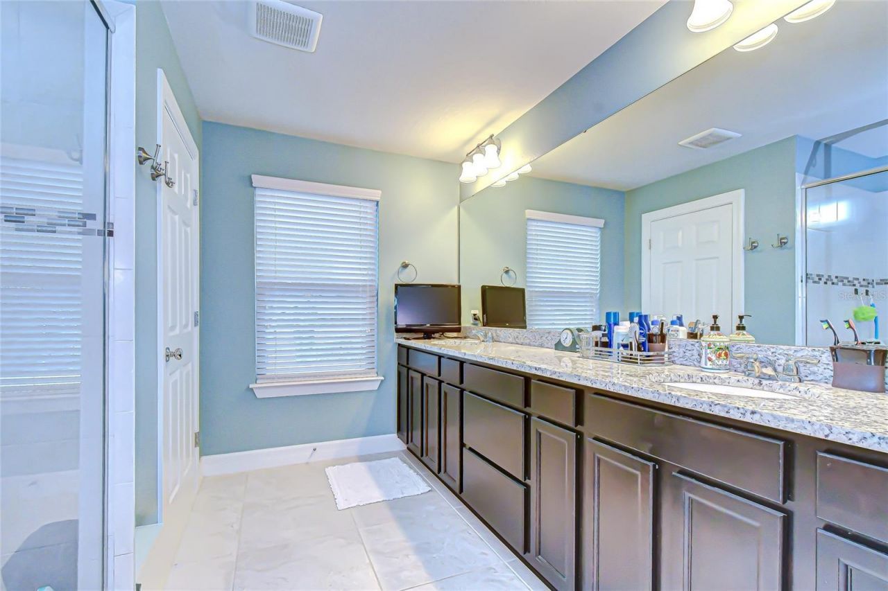 1521 Banner Elk Street, Valrico, FL 33594 Photo