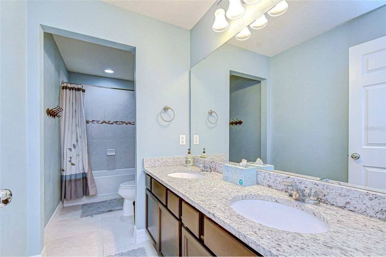 1521 Banner Elk Street, Valrico, FL 33594 Photo